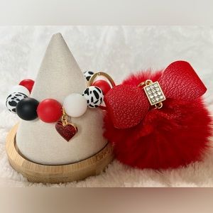 🎀Keychain Wristlet. Silicone beaded bracelet with red Pom Pom. Handmade